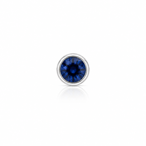 2mm Round Crystal Glue-Set Nose Stud in 925 sterling silver – detail view
