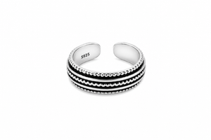 Aurelia Orbit Toe Ring in 925 sterling silver – main view