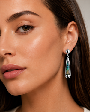 Abalone & Garnet Teardrop Earrings in 925 sterling silver – detail view