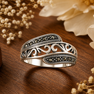 Marcasite Swirl Band Ring in 925 sterling silver – side view