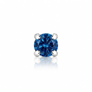 2mm Round Crystal Prong-Set Nose Stud in 925 sterling silver – detail view