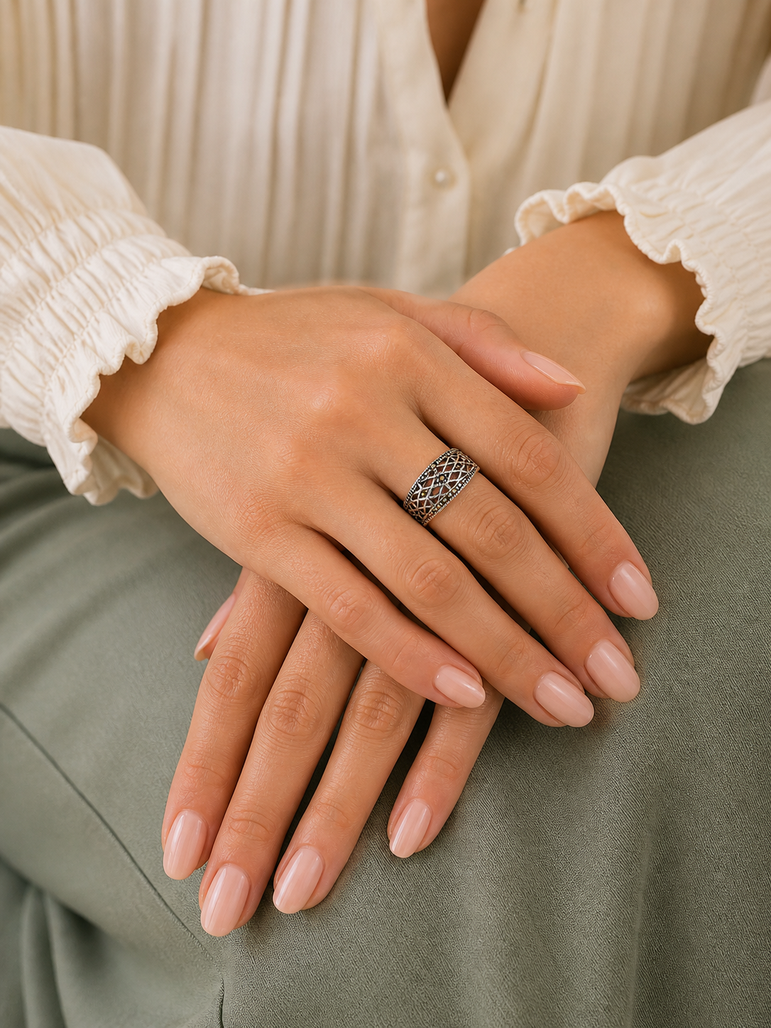 Diamond Cutout Marcasite Ring in 925 sterling silver – angle view