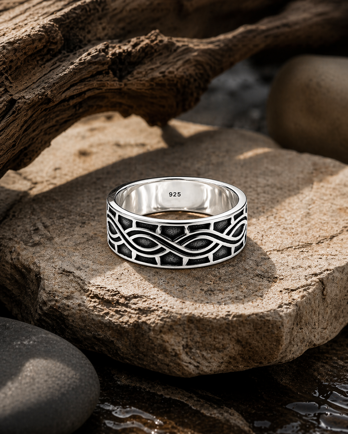 Infinity Band Ring in 925 sterling silver – side view