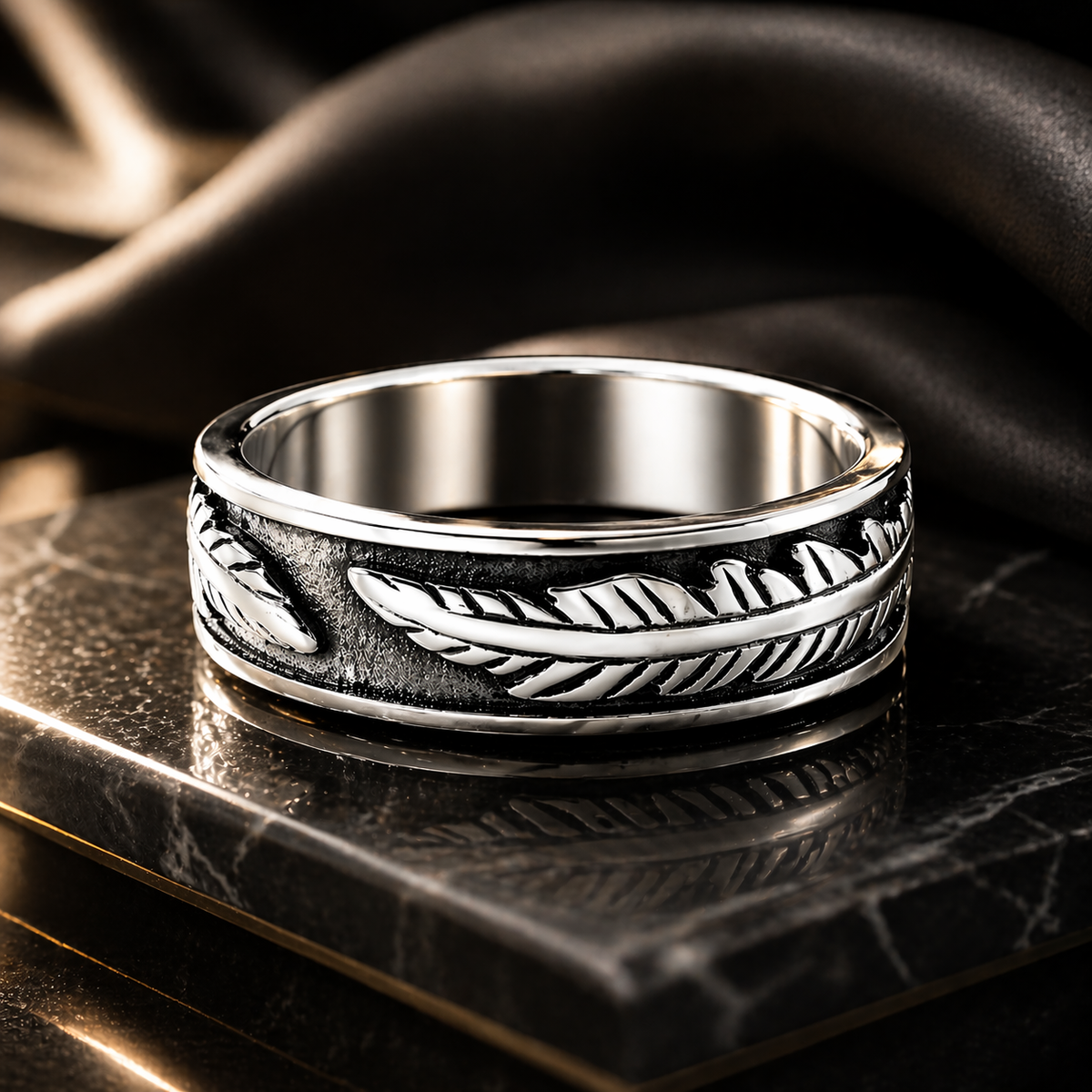 Feather Engraved Ring in 925 sterling silver – side view