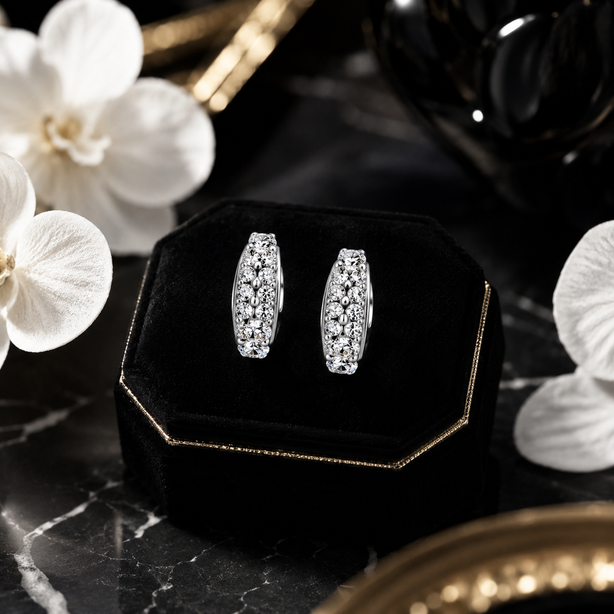 Pavé Oval Huggie Earrings in 925 sterling silver – additional view