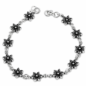 Six-Petal Flower Link Bracelet in 925 sterling silver – main view