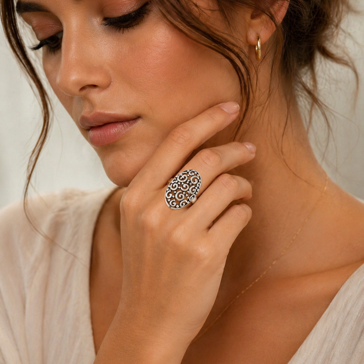 Wide Oval Spiral Filigree Ring