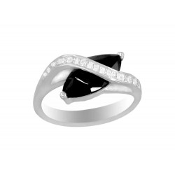 Oval Stone with Crossover Ring